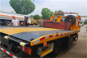 黄冈附近拖车电话号码服务